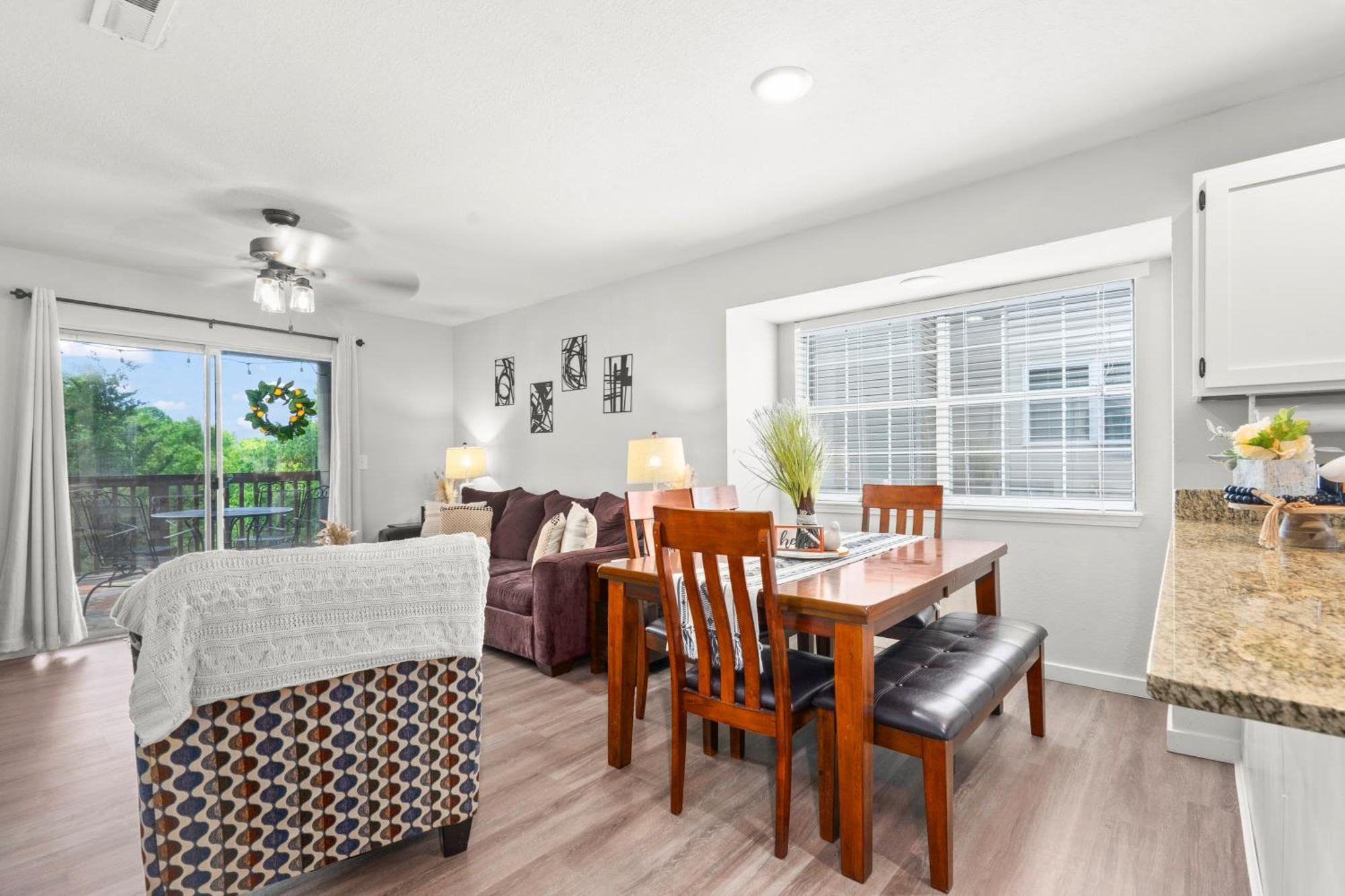Walk-In, No Stairs Condo, Pets Welcome, 4 Mins To Silver Dollar City, 14 Mins To Ball Park Of America, Amazing Ozark Mountian Views Branson Exterior photo